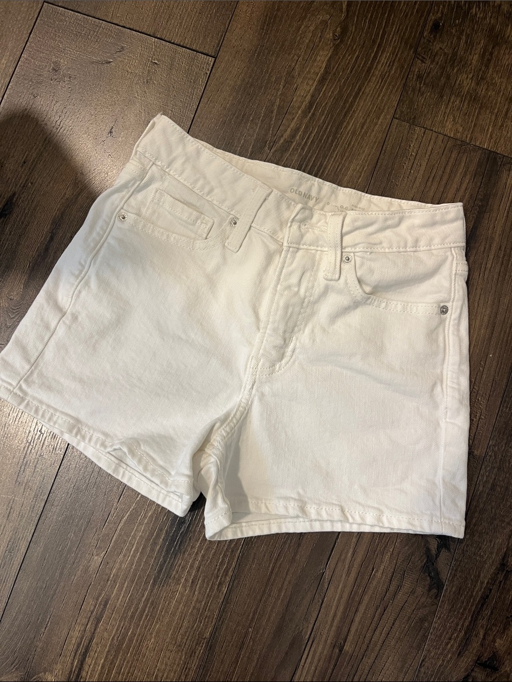 Old Navy White OG Straight High-Rise Jean Shorts